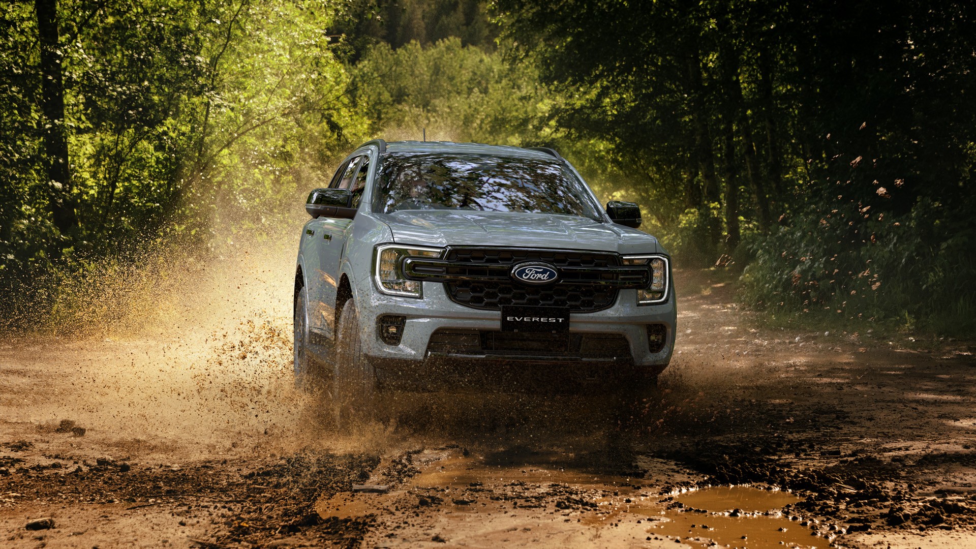 เจาะลึกเบื้องหลังวิศวกรรมฟอร์ด เอเวอเรสต์ ที่ผสานความแกร่งกับความสะดวกสบายสำหรับทุกคนในครอบครัว